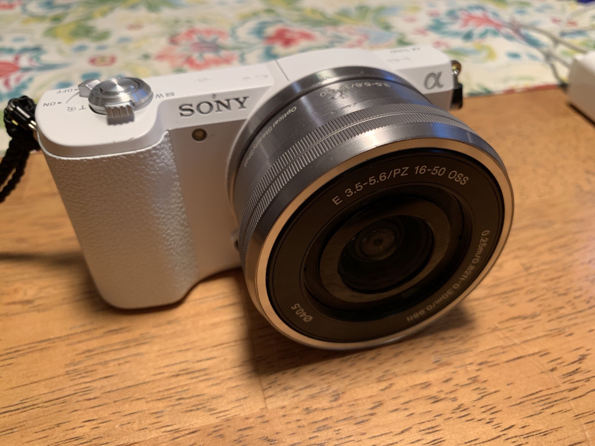 Sony Alpha a5100 Mirrorless Camera