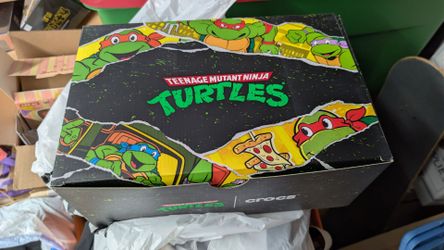 TMNT Crocs (Size 10)
