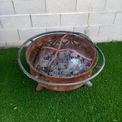 Fire Pit - BBQ Grill - Barbecue