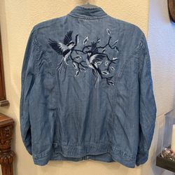 CHICO’S Blue Chambray Bird Embroidery Denim Jacket Size 3 XL Petite-Been Altered