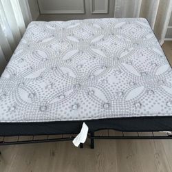 Clean king mattress