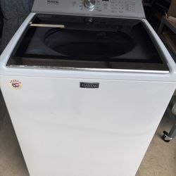 Maytag Washer and Dryer Set