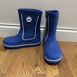 Crocs - Size 3 