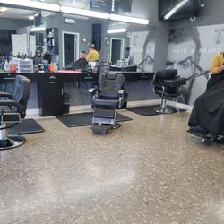 Rento Sillas De Cosmetologas