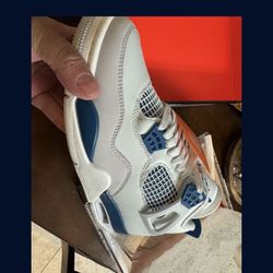 Nike Air Jordan 4 Retro Military Blue