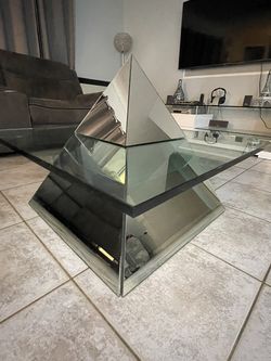 Pyramid coffee table