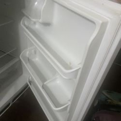 Refrigerator Frigidaire