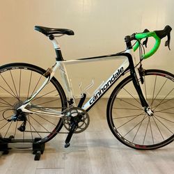 Gorgeous Cannondale Synapse, Carbon Fiber Road | 55cm | 1-owner | Like New