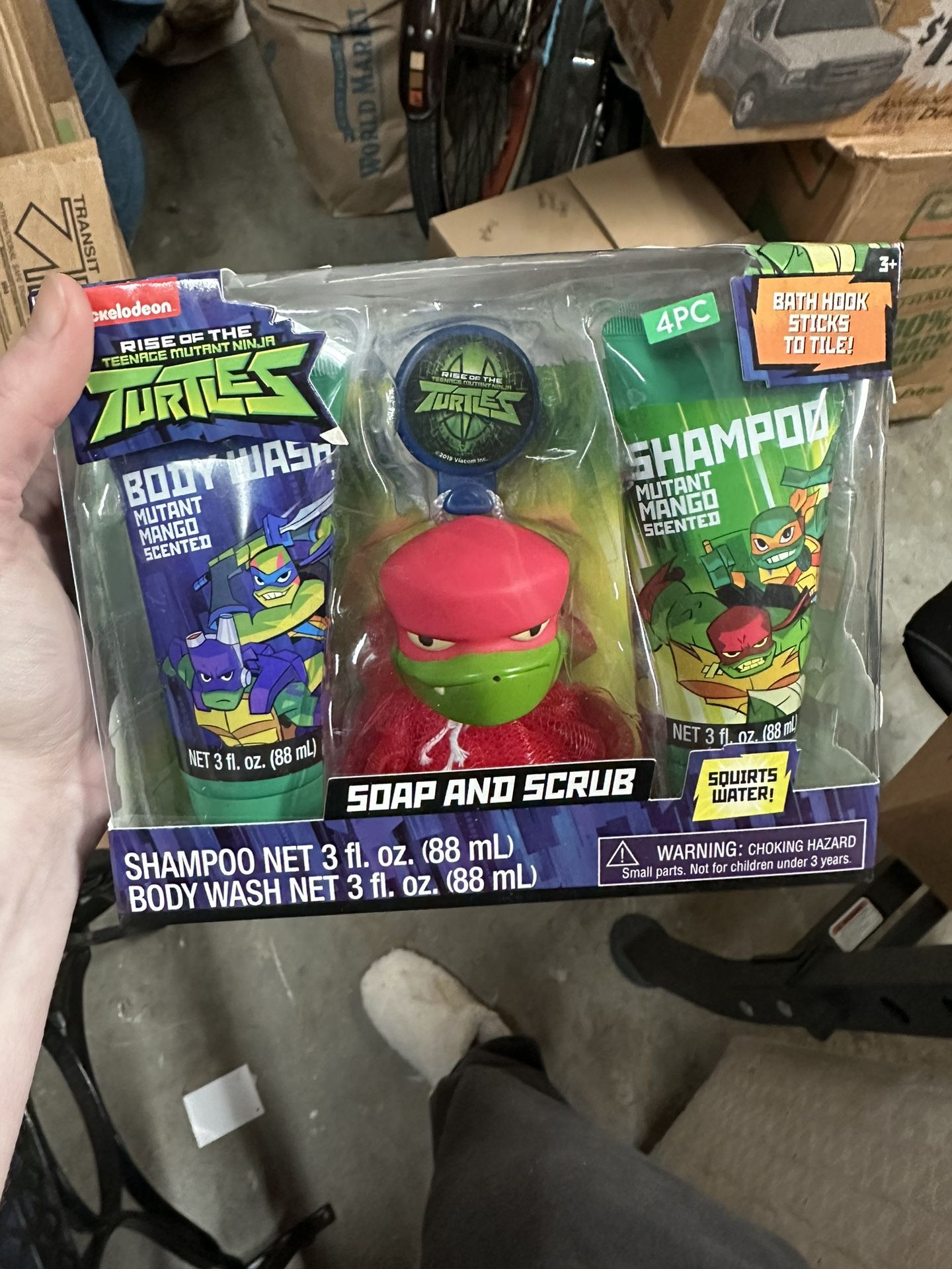 Nickelodeon- TMNT- Teenage Mutant Ninja Turtles Shampoo Soap & Scrub Gift Bath Set Body Wash - NEW IN BOX