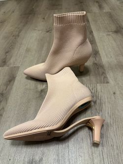 Pashion Convertible Tan Knit Ankle Boots, Size 7, Heel 3”
