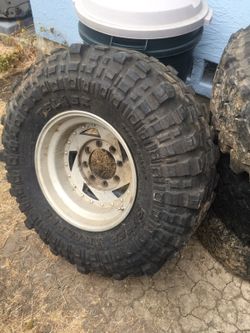 8 lug off road wheels
