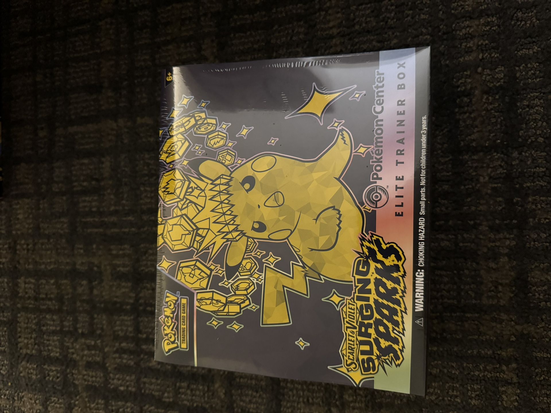Surging sparks Pokemon Center ETB 