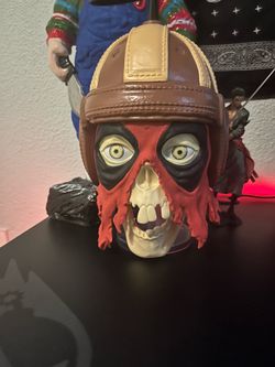 Deadpool popcorn bucket