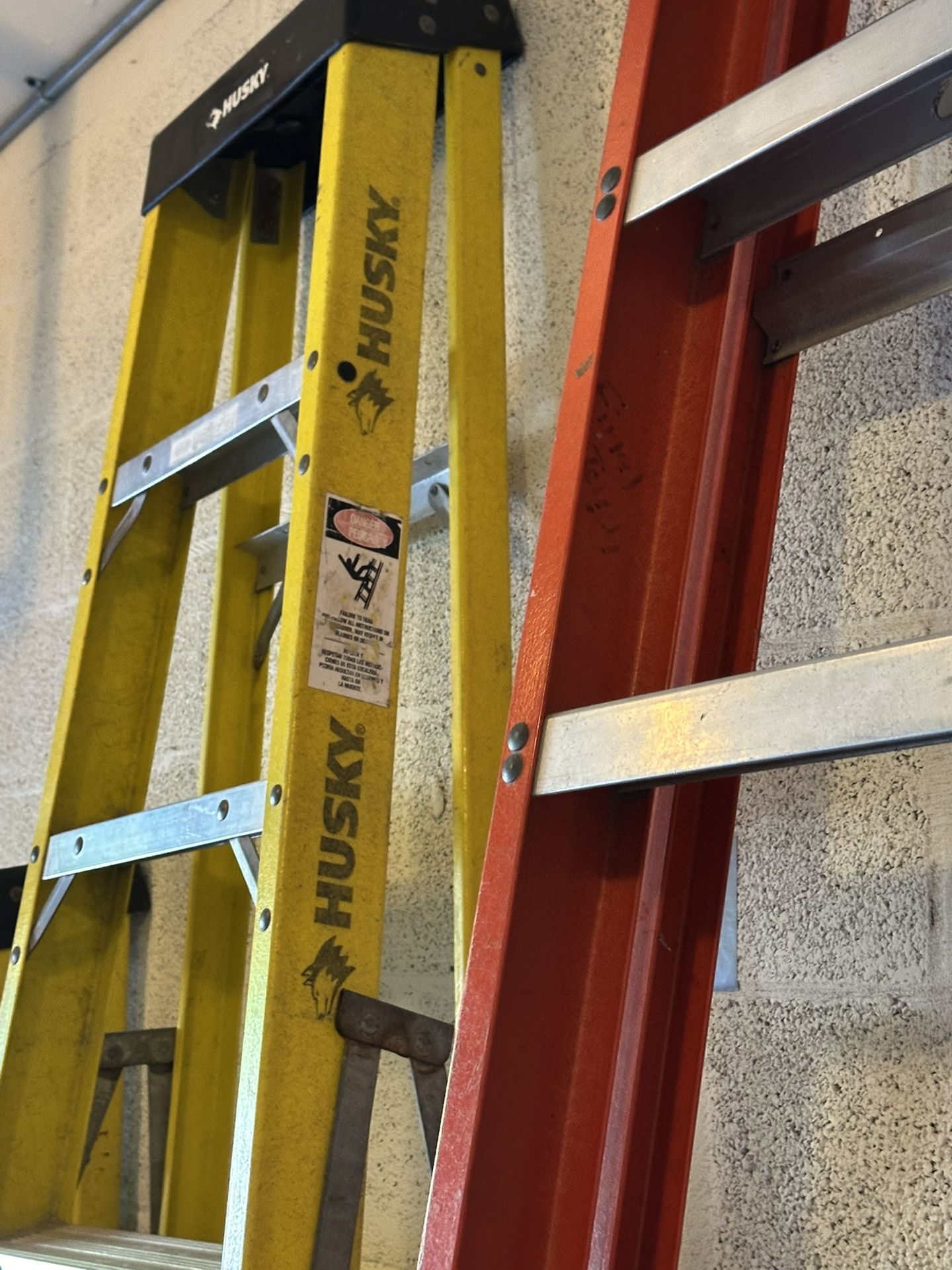 8’ Ladder Fiberglass
