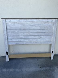 various Styles Of Queen Headboards