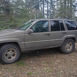 willing to trade for street bike or in Darrow