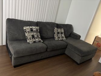 Gray Fabric Sectional Sofa with Chaise