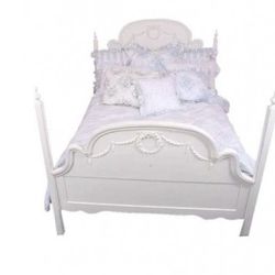 Beautiful White Shabby Chic CalKing Bed
