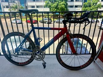 Guru Cron’Alu triathlon/TT bike