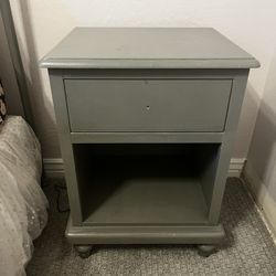 Kids Bedroom Set Full Bed, Dresser And Nightstand