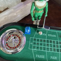Power Coin Set And 3 Figures 