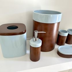 Nautica Brand Essex Bathroom Accessories - Price For A Set Of 6 