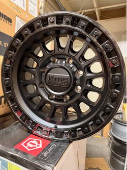 Kmc 552 18x9 8x180 0 Offset Matte Black Gloss Black Lip