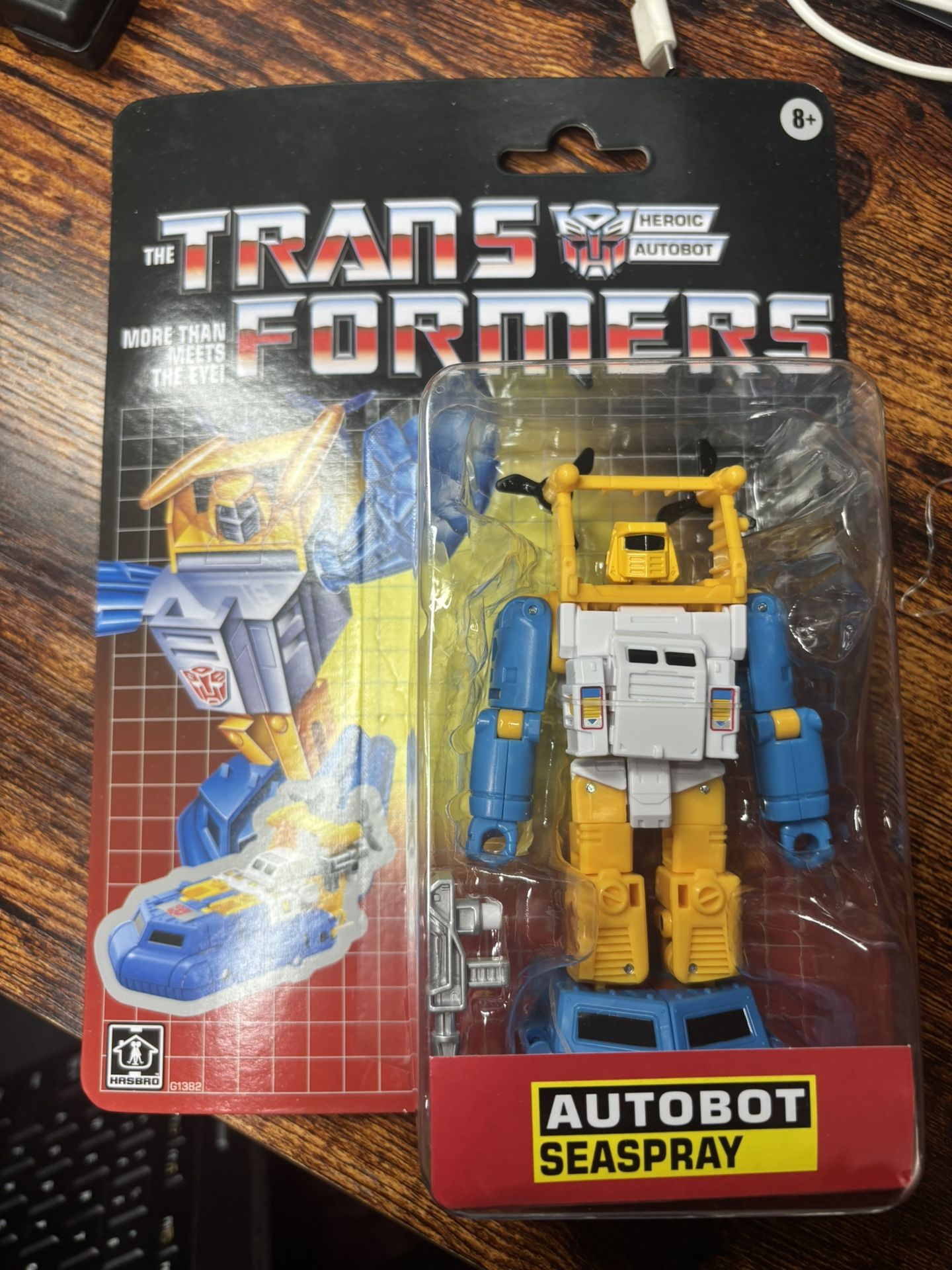 Transformers G1 Retro Seaspray “Walmart Exclusive”