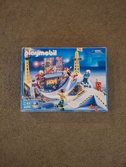 Playmobil City Life Skate Park