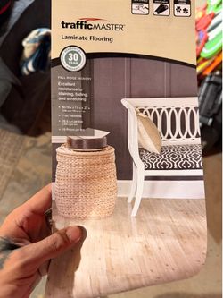 Flooring planks, snap in