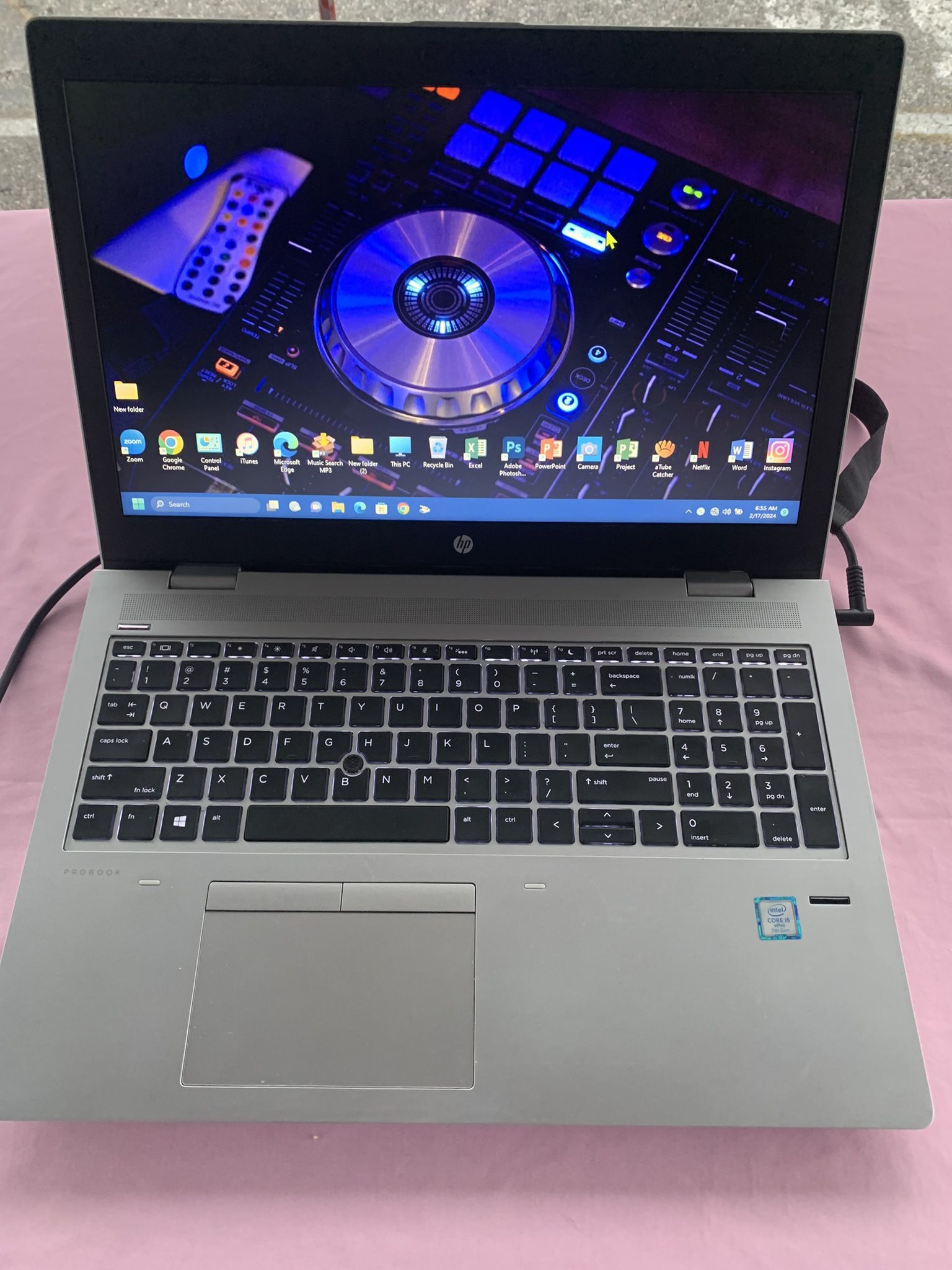 i5…i5…HP PROBOOK .  7 GENERATION  PHOTOSHOP and MICROSOFT build On  07/12/2019….128.0 GB SSD  ( Capacity  ) ..8.0 GB RAM . READY FOR CLASSES   