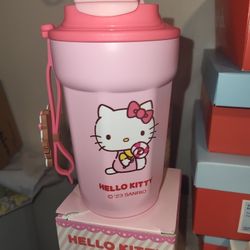 Hello kitty coffee cup