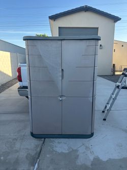 Rubbermaid shed
