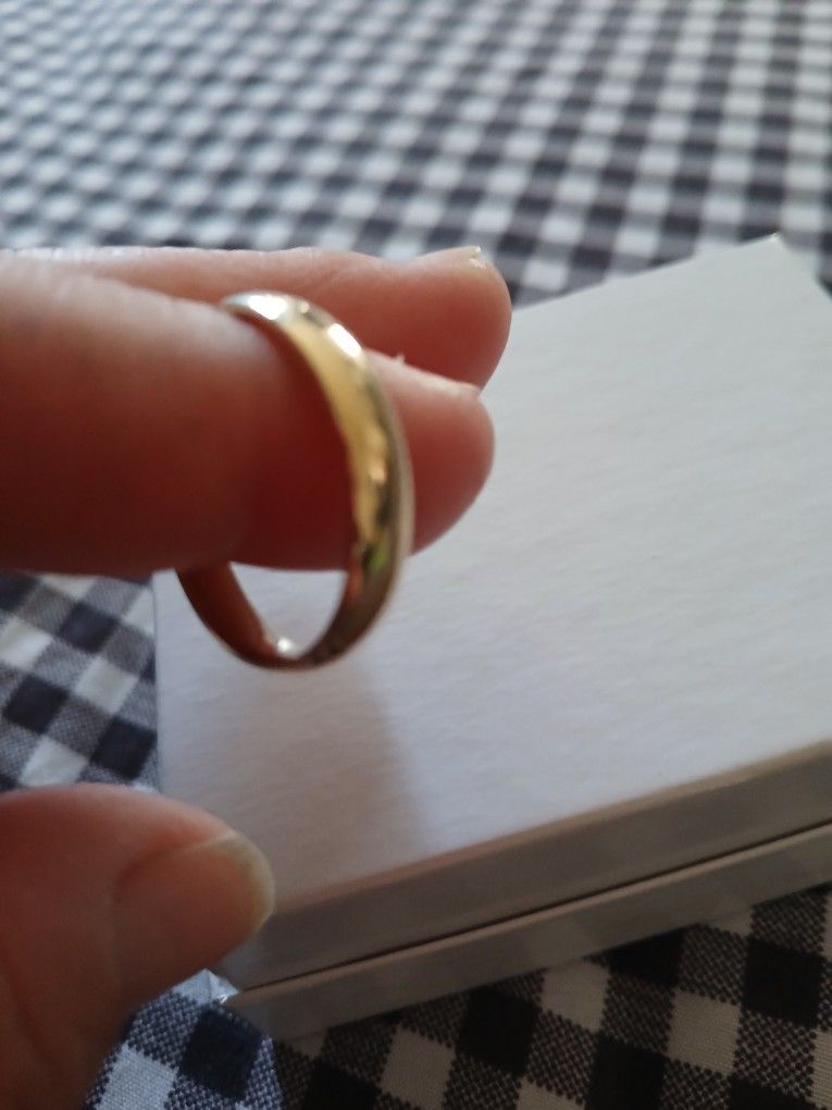 Men's Wedding Band