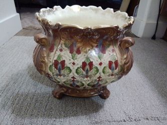 Vintage Haynes&salt footed Jardiniere