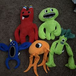 Bundle Of Plushies 