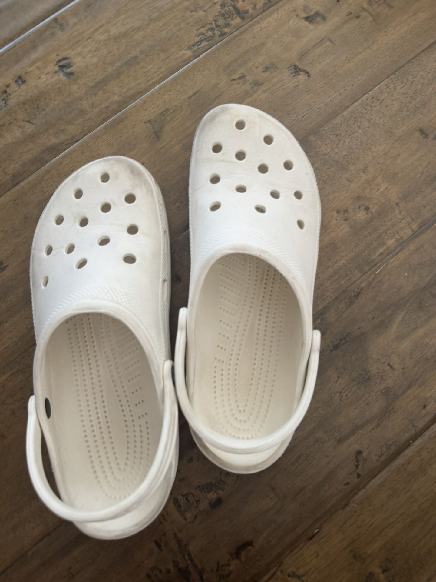 Crocs Size 11
