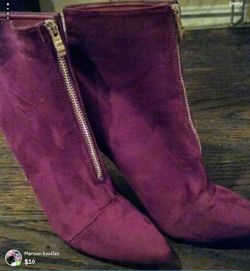 Maroon booties