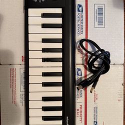 KORG microKEY Air 25 Bluetooth MIDI Keyboard | Tested | Excellent Condition