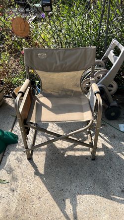Extra wide outdoor chair with tray and cup holder