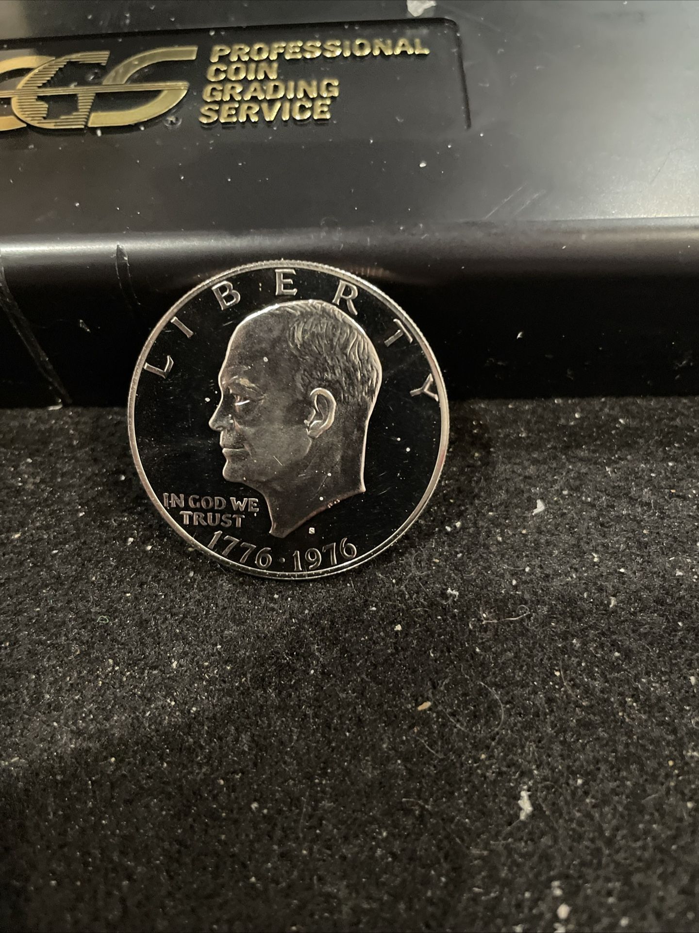 1976 S Gem Proof Eisenhower Dollar With A Deep Cameo 30