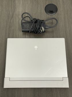 Alienware X14 R2 Slim 14" Gaming Laptop - i7, RTX 4060, 32GB RAM - Perfect for Travel & Work