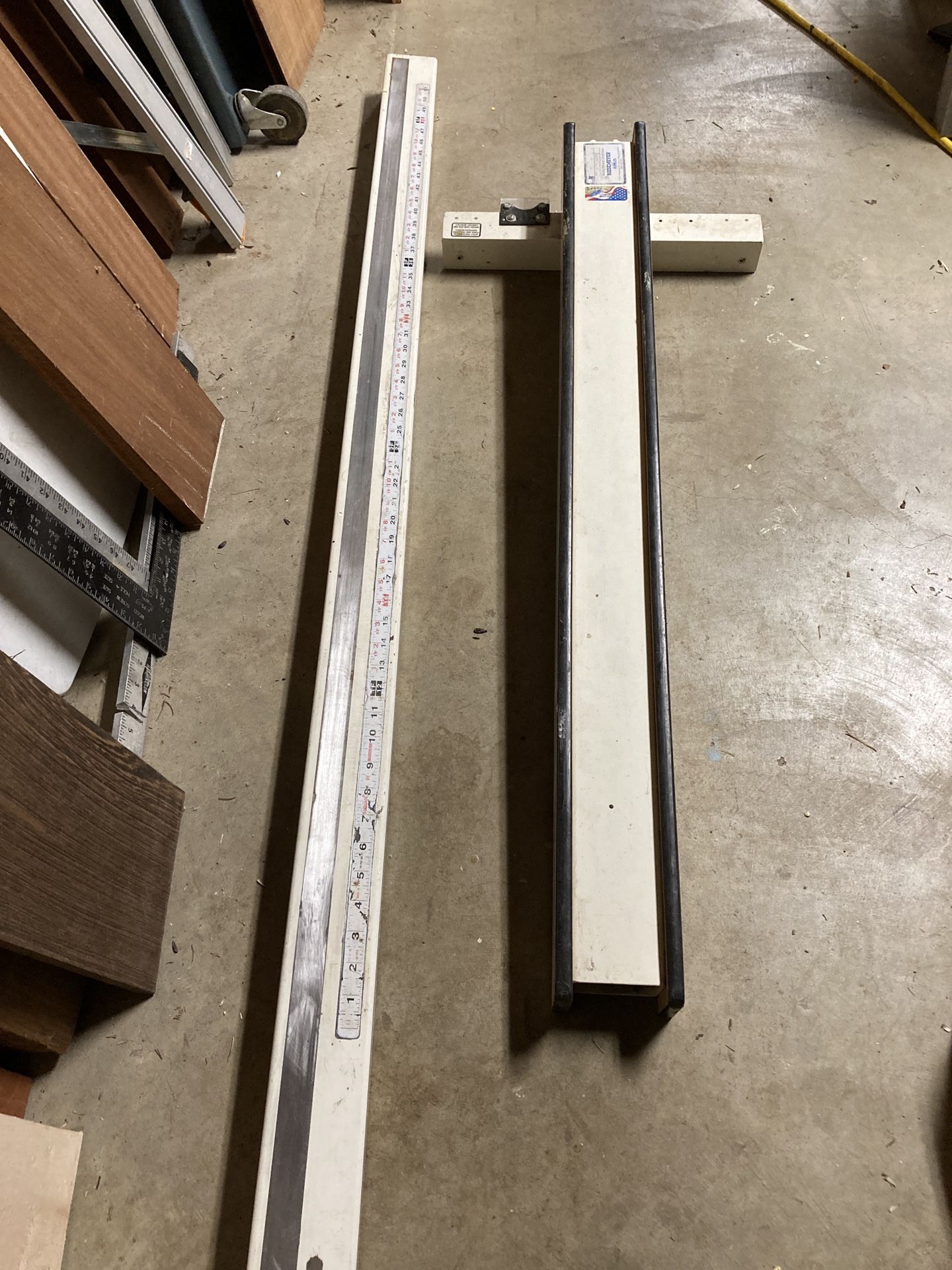 Biesemeyer T Square Saw Fence System For Delta Unisaw (27” Table) for