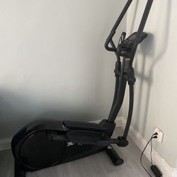 Elliptical With 6 Different Programs 