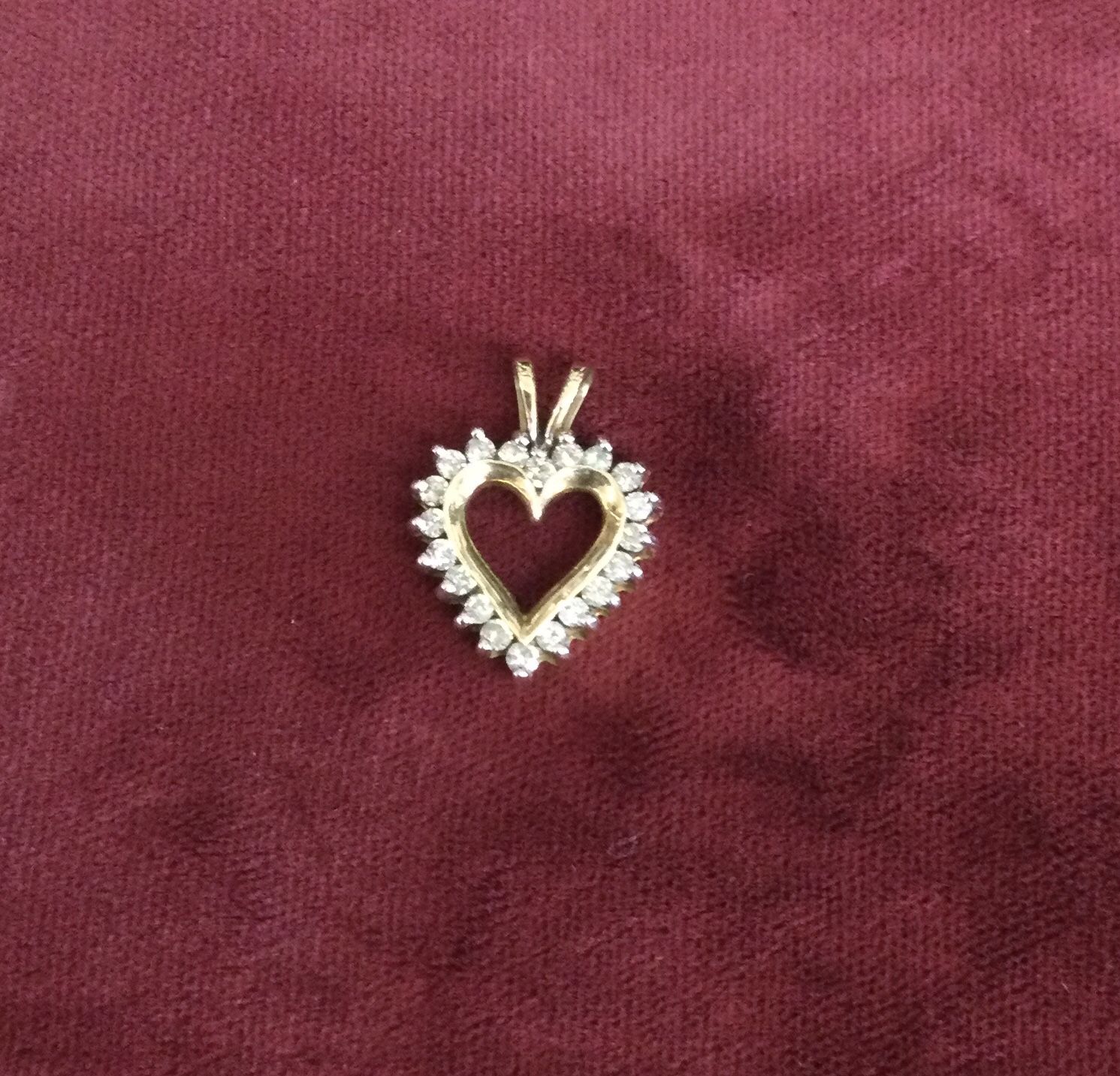 DIAMOND HEART CHARM / PENDANT 10KT YELLOW GOLD