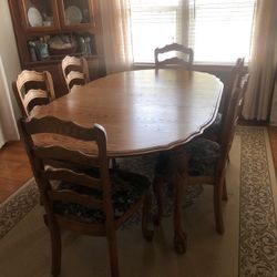 Oak Table W/ 6 Chairs