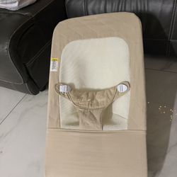 Bouncer baby delight