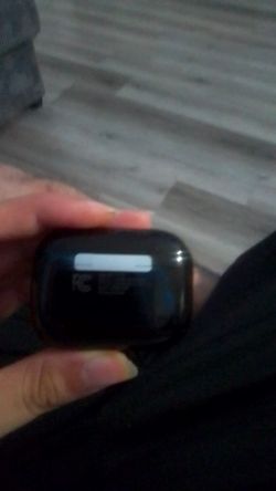 Earbuds wireless