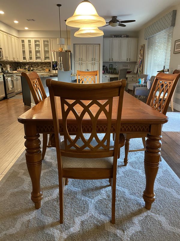 Dining room table for Sale in Chandler, AZ OfferUp