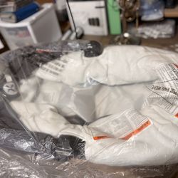 Graco playin with sleeping basket